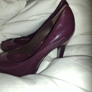 Bcbg plum patened heels